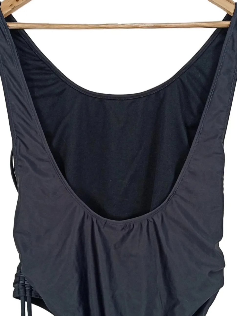 Badeanzug Größe 38