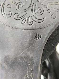 Cut-Out-Stiefeletten Größe 40