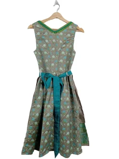 Dirndl Größe 34