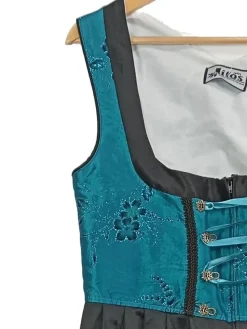 Dirndl Größe 40