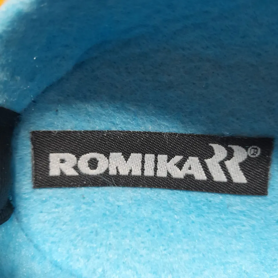 Hausschuhe Größe 40