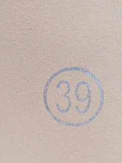 Hochfront-Pumps Größe 39