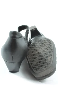 Hochfront-Pumps Größe 38