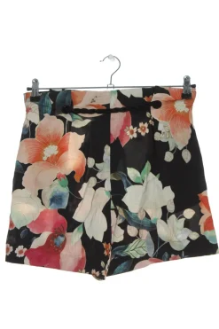 Hot Pants Größe 38