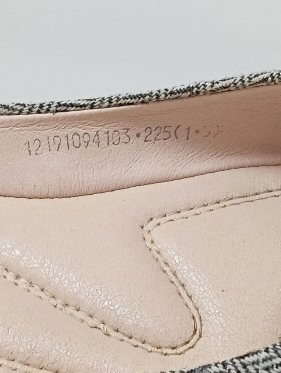 Klassische Ballerinas Größe 35