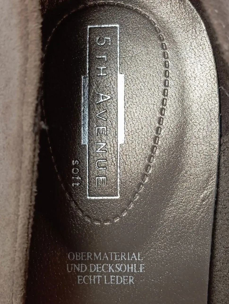 Klassische Pumps Größe 39