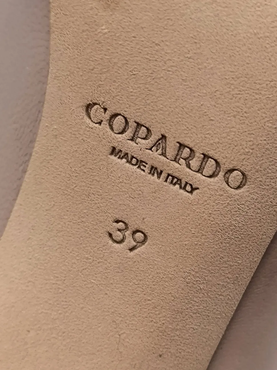 Klassische Pumps Größe 39