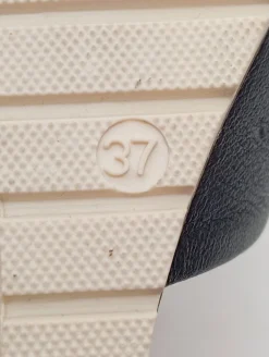 Komfort-Sandalen Größe 37