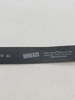 Ledergürtel Größe 85