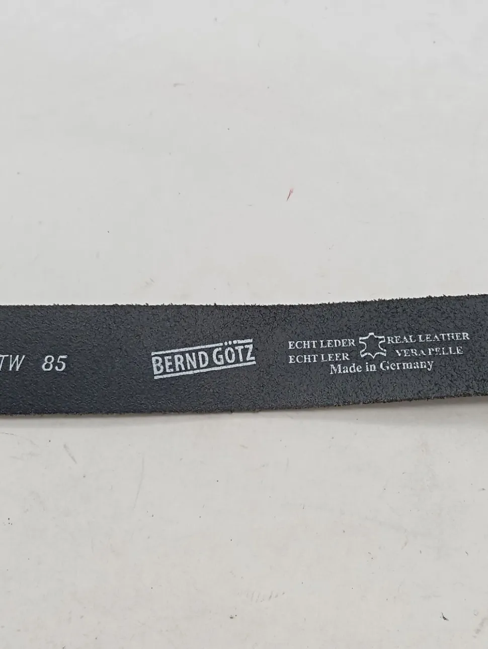 Ledergürtel Größe 85