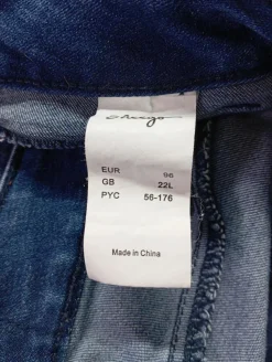 Röhrenjeans Größe 46