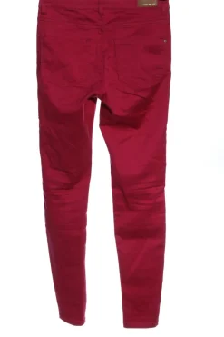 Röhrenjeans Größe 34