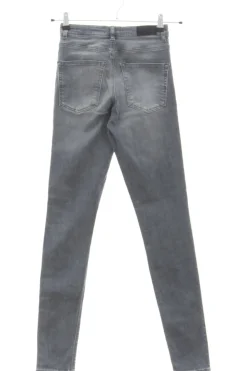 Röhrenjeans Größe 34