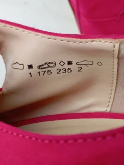 Riemchen-Sandaletten Größe 40