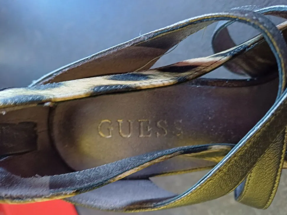 Sandaletten Größe 37