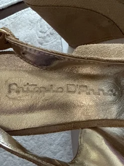 Sandaletten Größe 38