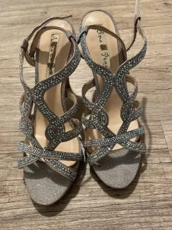 Sandaletten Größe 40