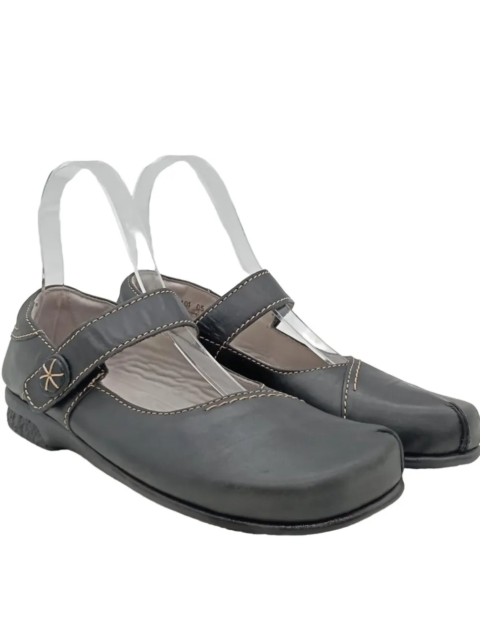 Schlüpfschuhe Größe 36