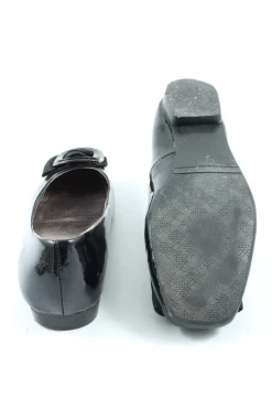 Schlüpfschuhe Größe 39