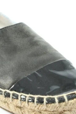 Schlüpfschuhe Größe 40