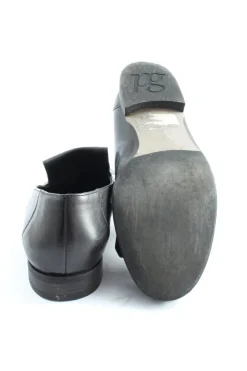 Schlüpfschuhe Größe 38