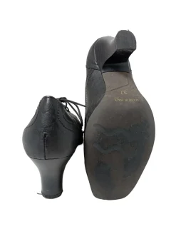 Schnürschuhe Größe 37