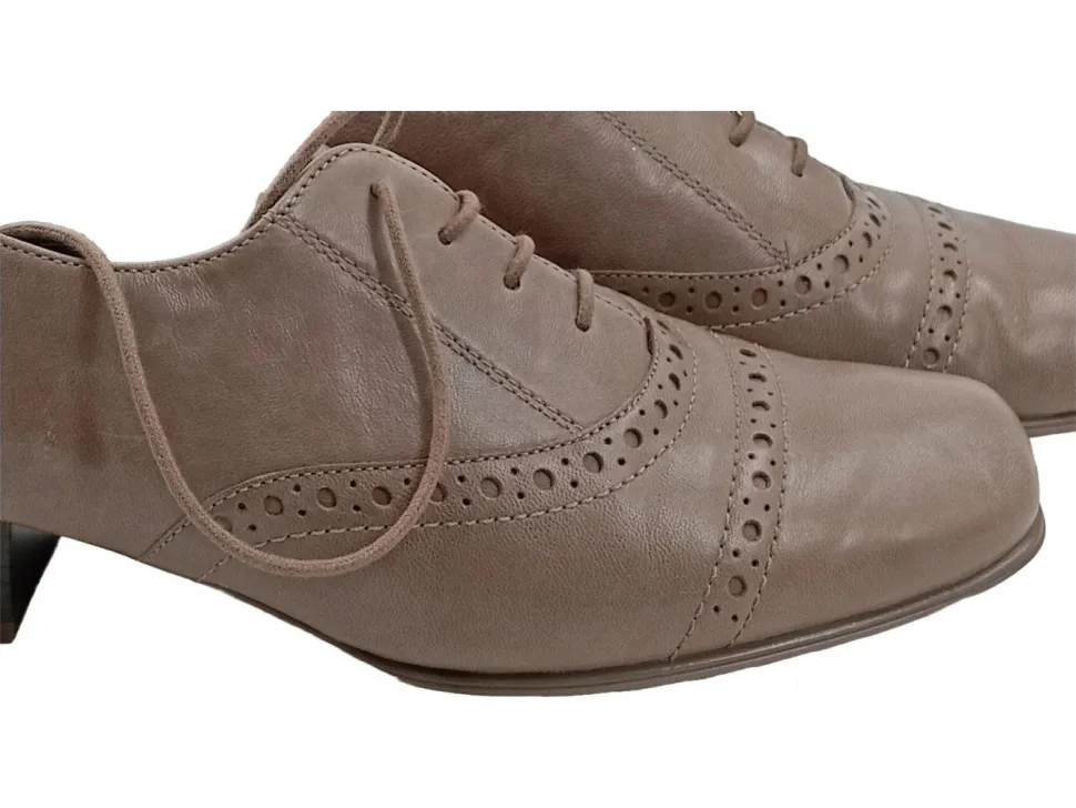 Schnürschuhe Größe 38,5