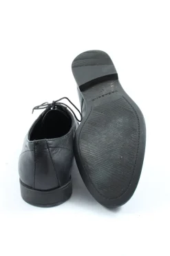 Schnürschuhe Größe 37