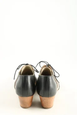 Schnürschuhe Größe 37