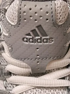 Schnürsneaker Größe 37