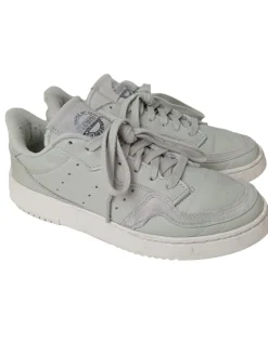 Schnürsneaker Größe 38,5