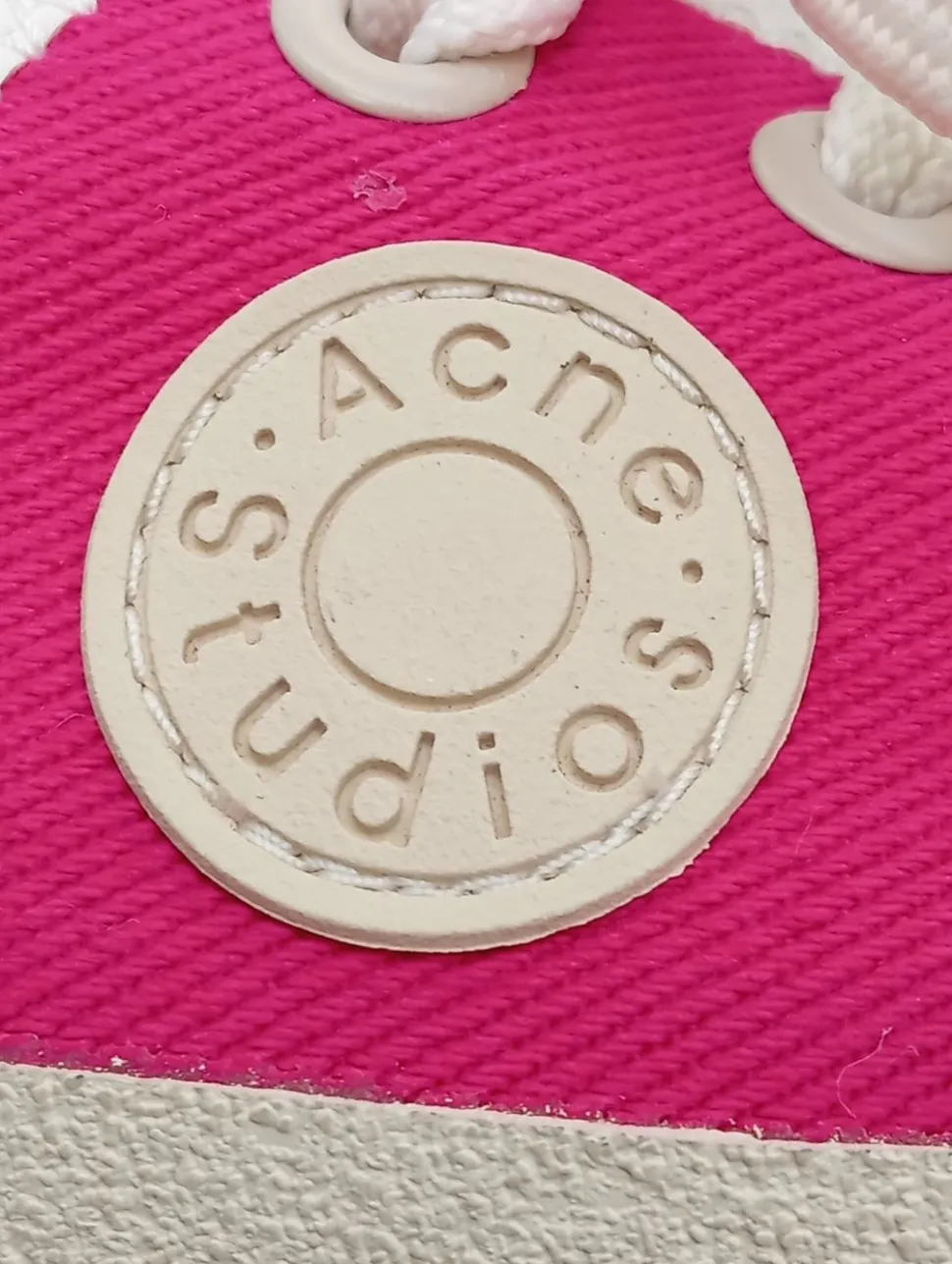 Schnürsneaker Größe 39