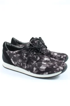 Schnürsneaker Größe 36