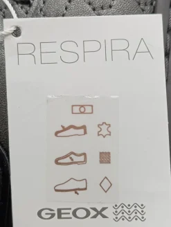 Schnürsneaker Größe 39