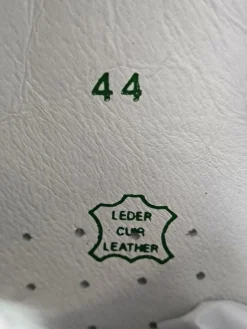 Schnürsneaker Größe 44