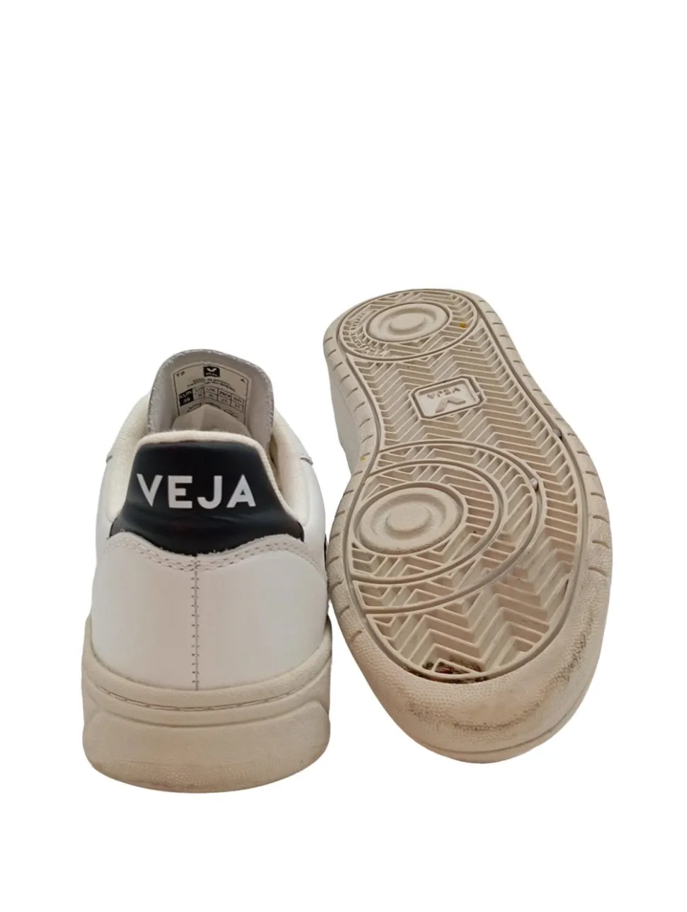 Schnürsneaker Größe 39