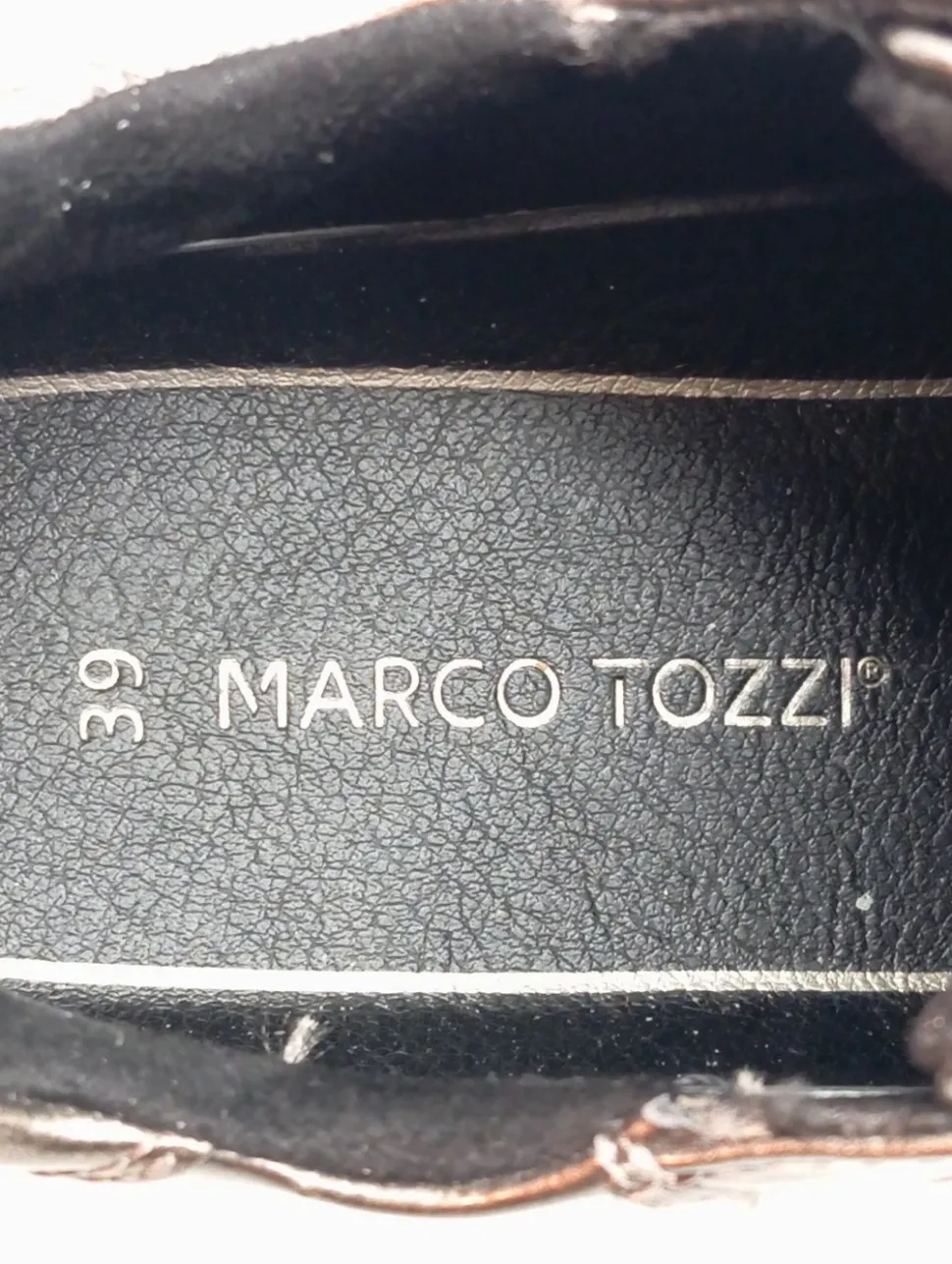 Schnürsneaker Größe 39