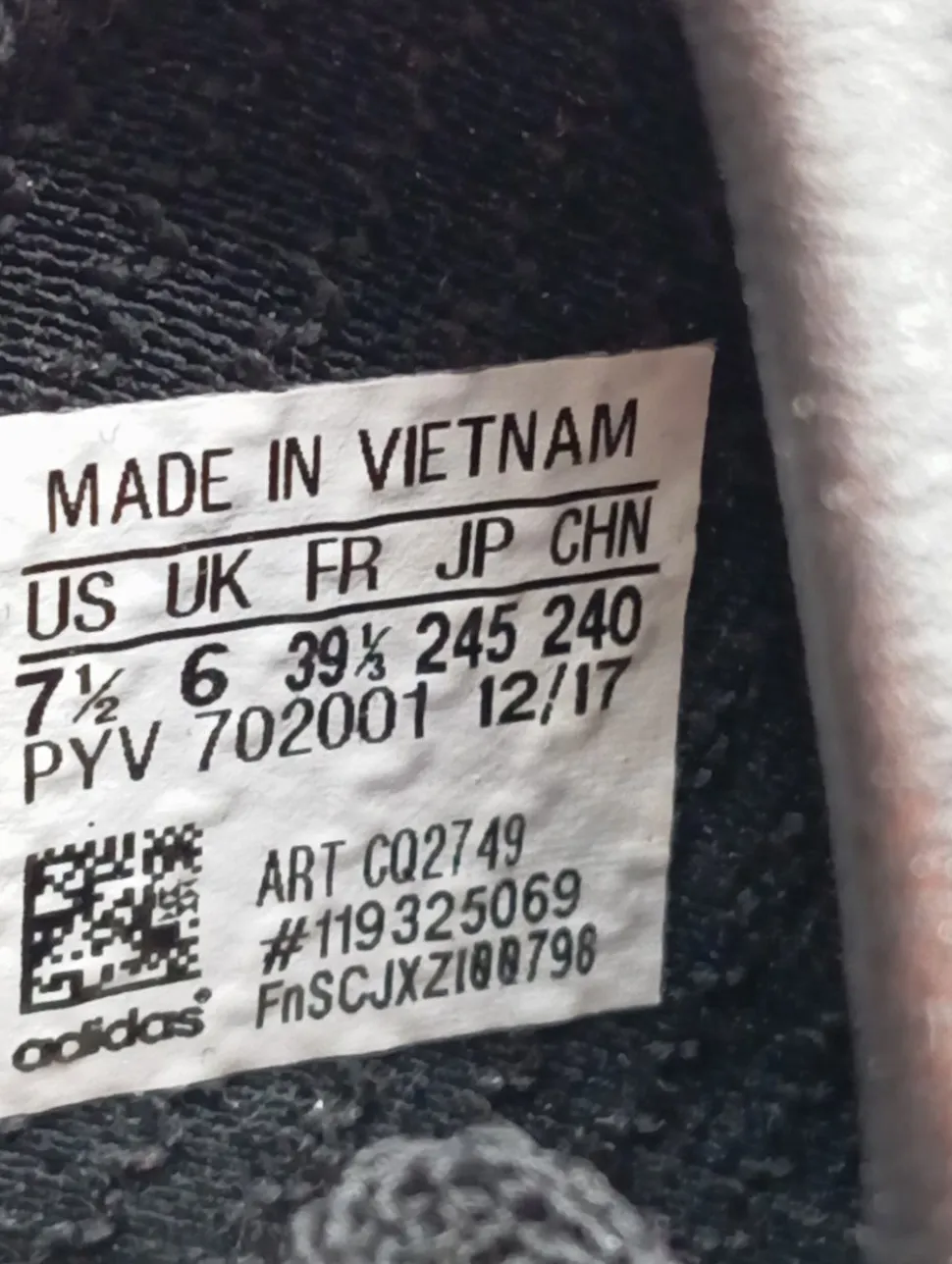 Schnürsneaker Größe 38,5