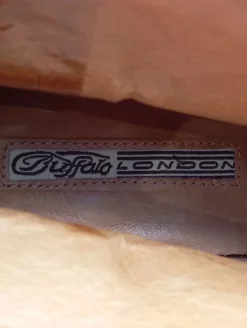 Schnür-Stiefeletten Größe 41