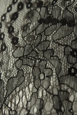 Spitzentop Größe 38