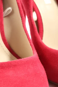 Spitz-Pumps Größe 35