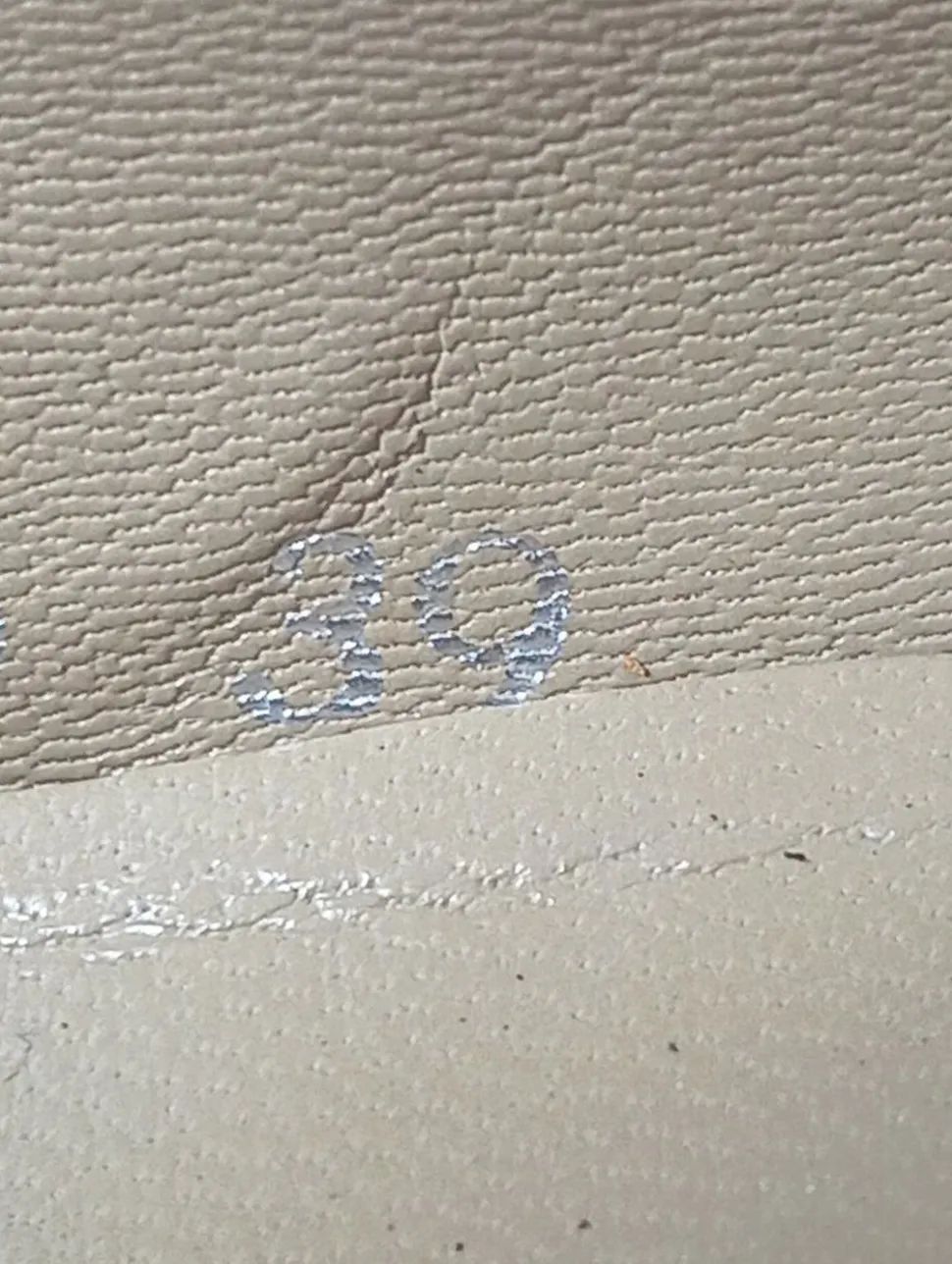 Spitz-Pumps Größe 39