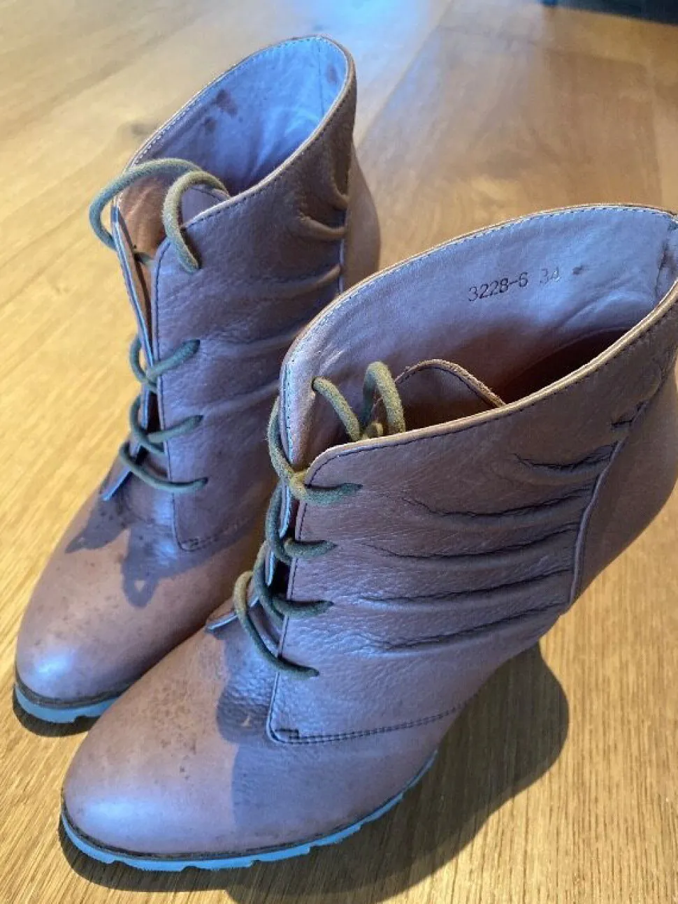 Stiefeletten Größe 34