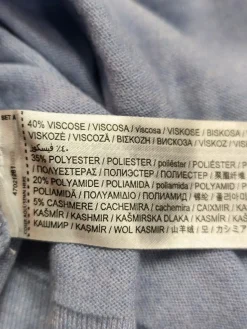 V-Ausschnitt-Pullover Größe 36