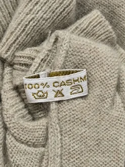 V-Ausschnitt-Pullover Größe 48