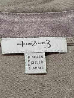 V-Ausschnitt-Shirt Größe 36