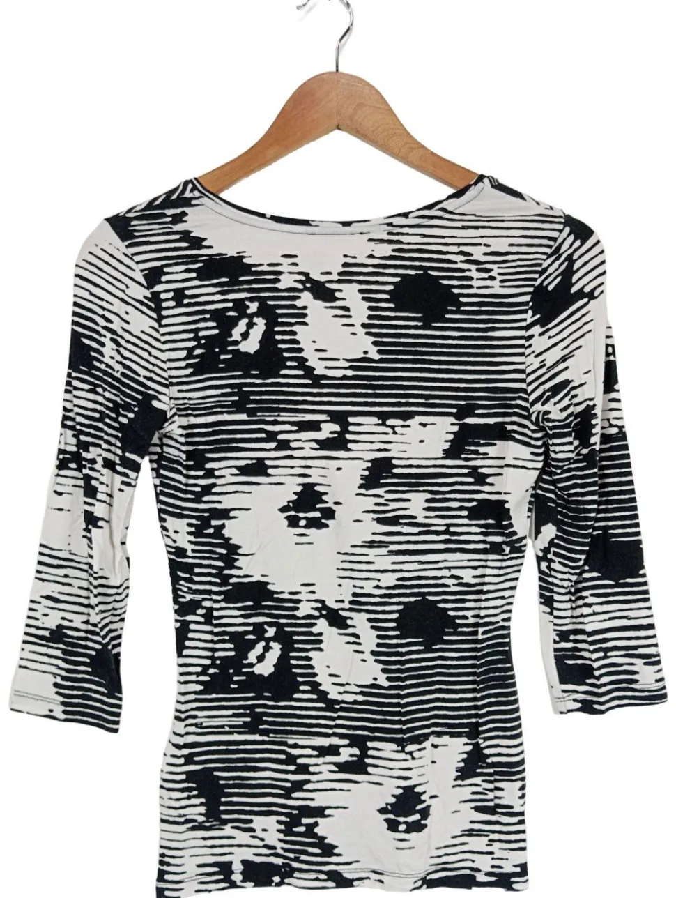 V-Ausschnitt-Shirt Größe 32