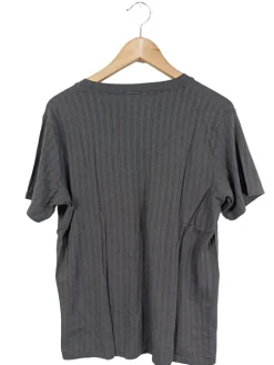 V-Ausschnitt-Shirt Größe 40