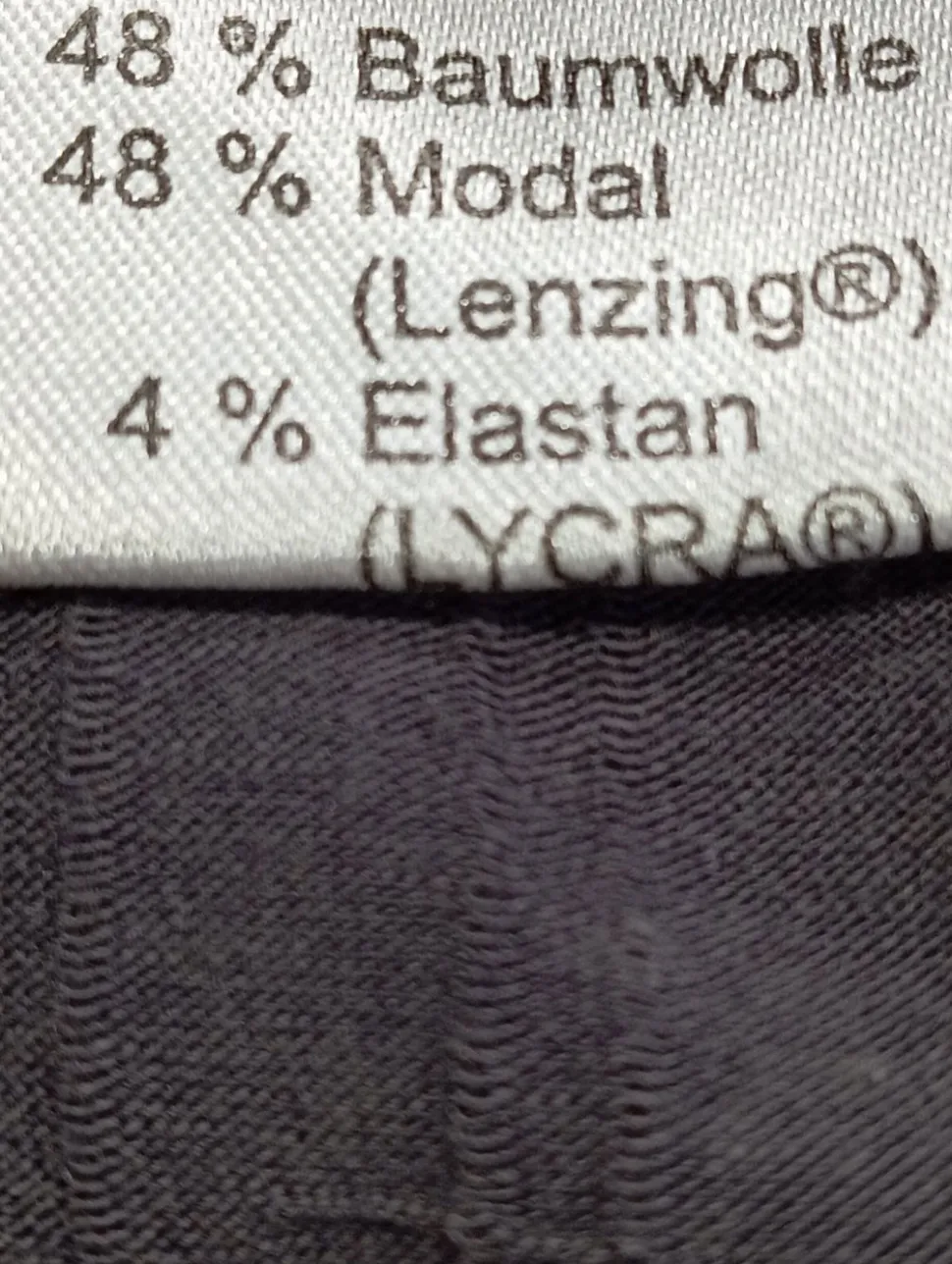 V-Ausschnitt-Shirt Größe 40